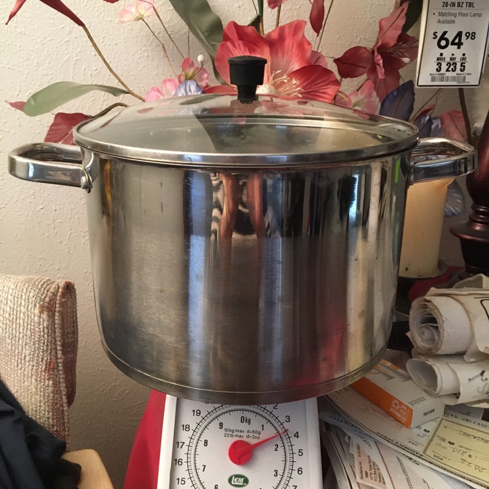 Ginnys Stainless Kitchen Co Stock Pot w Lid Vintag